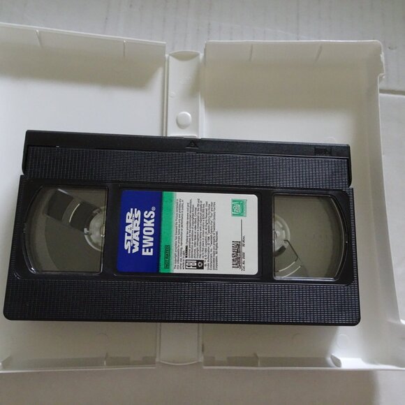 Star Wars Ewoks: The Haunted Village - Animated Classics - VHS Tape 1985 - Picture 2 of 3